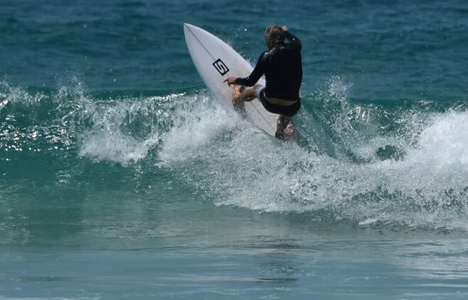 Simon Anderson surfing Double flyer swallow tail surfboard- dimensions 6'2 20 1/2 2 11/16, volume is 38.3 litres
