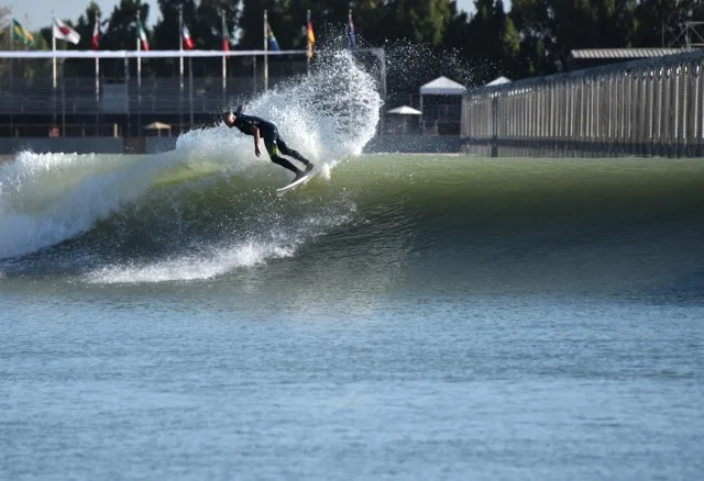 Simon Anderson surfing Kelly Slater Wave Pool in Lemoore, California, mid size morning session